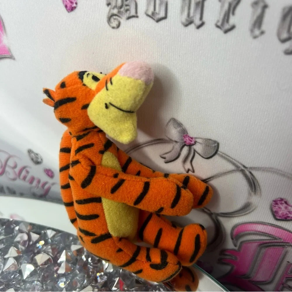 Disney tiger mini plush  stuffed toy 🐅 🐯 y2k micro mini plushie soft orange